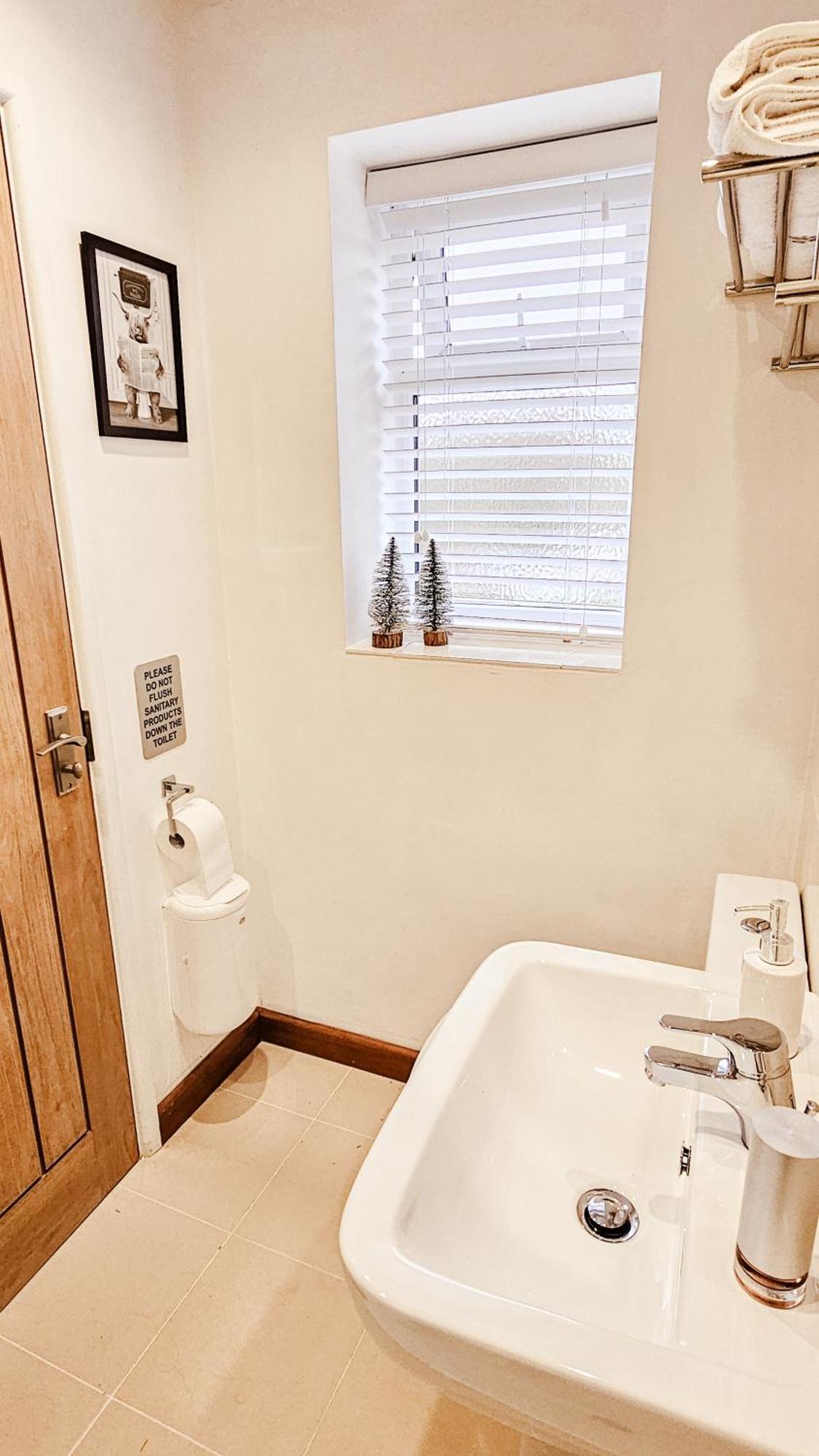 Wild Valley Bunkhouse Llanrhaeadr-ym-Mochnant 외부 사진